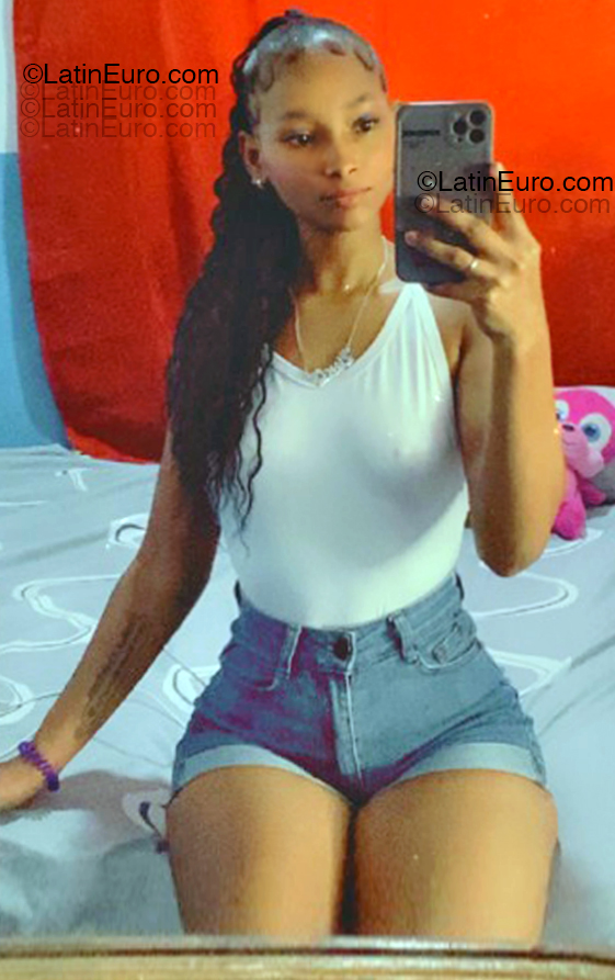 Date this attractive Dominican Republic girl Jissel from San Francisco de Macoris DO55173