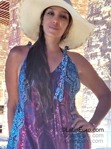 Date this fun Colombia girl Karen from Neiva CO33402