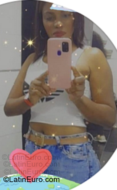 Date this georgeous Colombia girl Salome from Bogota CO33411