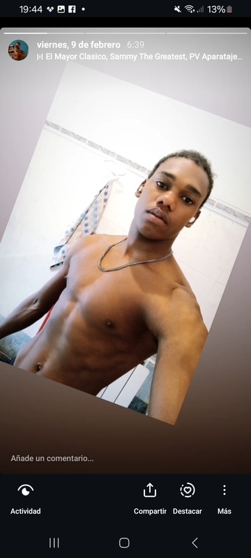 Date this foxy United States man Manuel from New York US25159