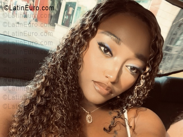 Date this athletic Colombia girl Jahela from Cali CO33517