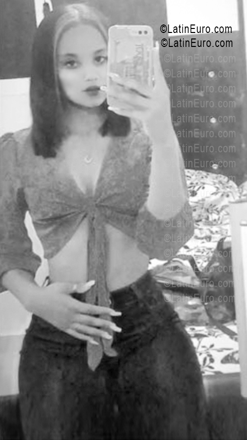 Date this lovely Dominican Republic girl Kate from Santo Domingo DO55643