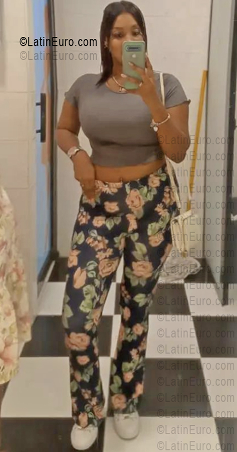 Date this happy Dominican Republic girl Marisol from Santiago DO55677