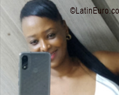 Date this good-looking Colombia girl Johana from Cali CO33554