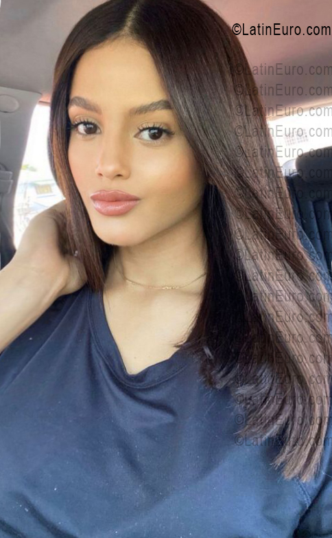 Date this gorgeous Dominican Republic girl Mary from Santiago DO55850