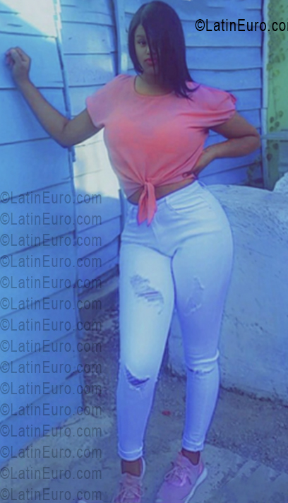 Date this gorgeous Dominican Republic girl Crismary from Puerto Plata DO55854