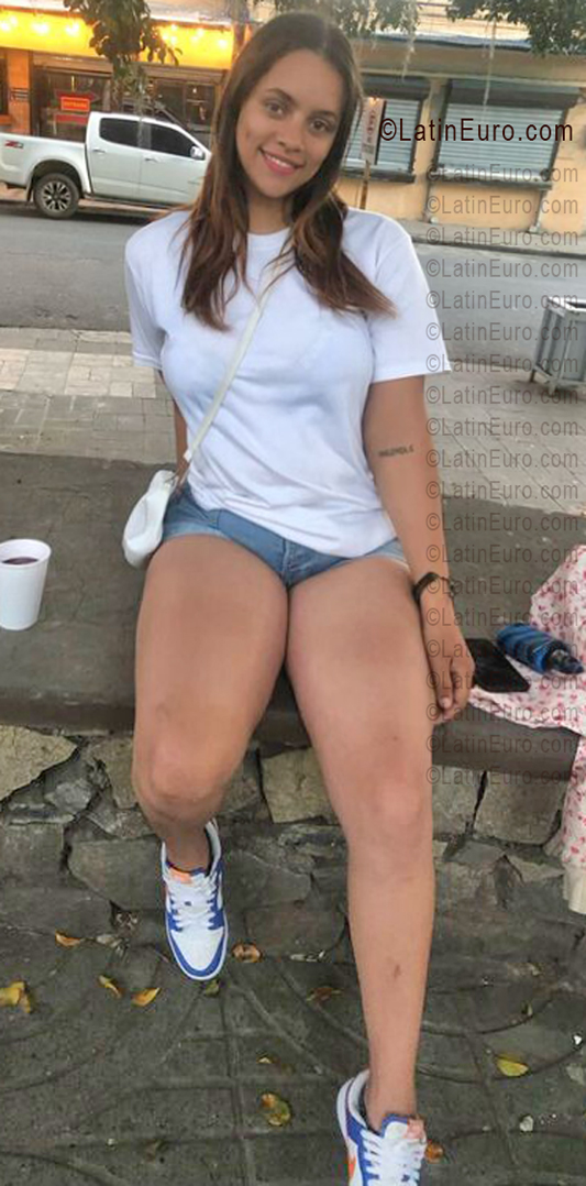 Date this exotic Dominican Republic girl Yanilka from La Vega DO55881