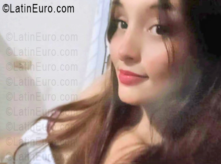 Date this lovely Colombia girl Andrea from Monteria CO33610