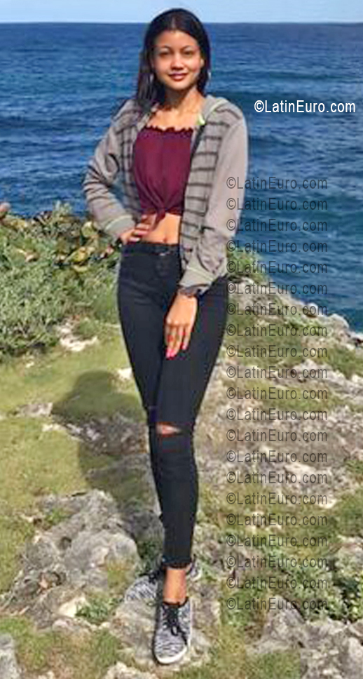 Date this good-looking Dominican Republic girl Lisai from Nagua DO56727