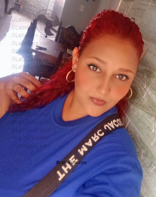 Date this passionate Venezuela girl YORLENYS from Caracas VE5441