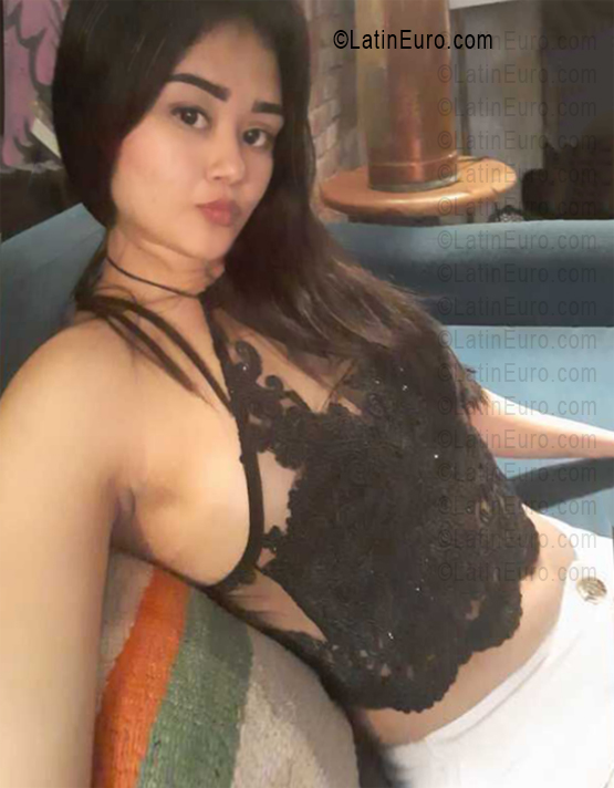 Date this fun Peru girl Adria from Lima PE2163