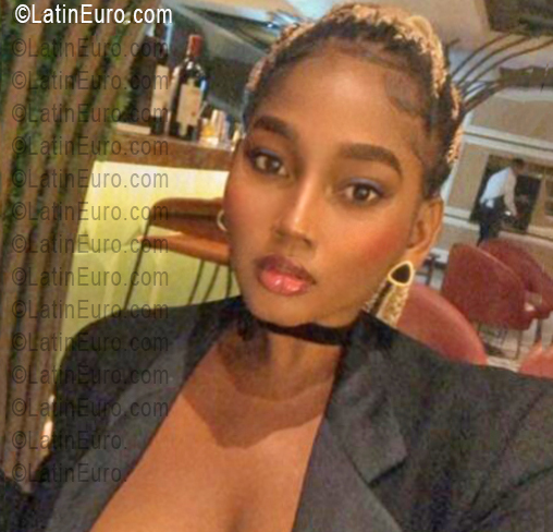 Date this attractive Dominican Republic girl Lizag from Santo Domingo DO56489