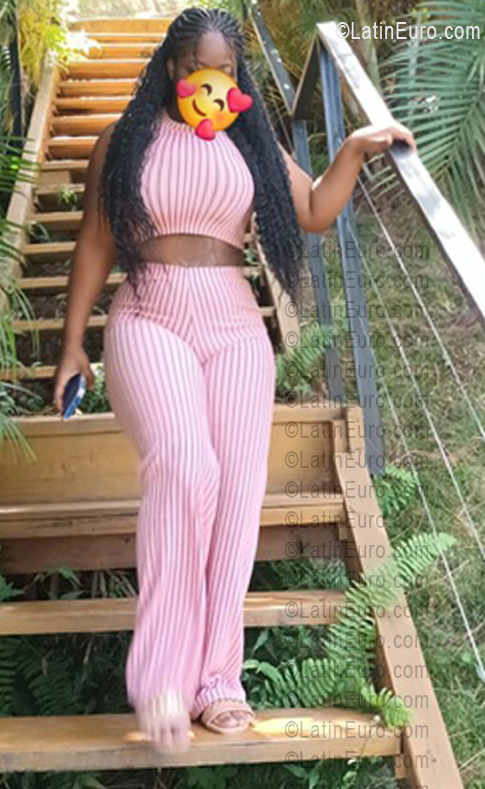 Date this young Dominican Republic girl Yafreysi from La Romana DO56491