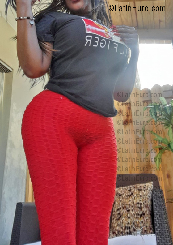 Date this delightful Dominican Republic girl Catalina from Santo Domingo DO56509