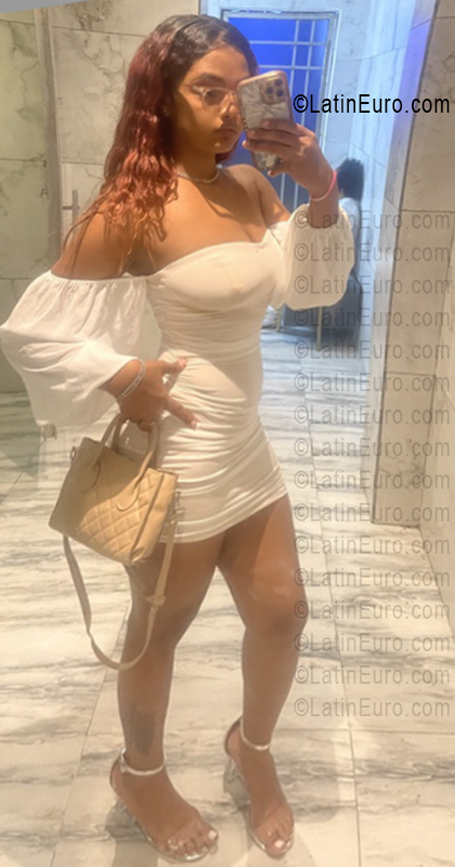 Date this tall Dominican Republic girl Kelly from Santo Domingo DO56525