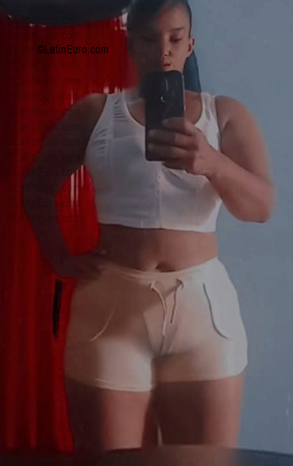 Date this hot Dominican Republic girl Brythey from Santiago De Los Caballeros DO56558