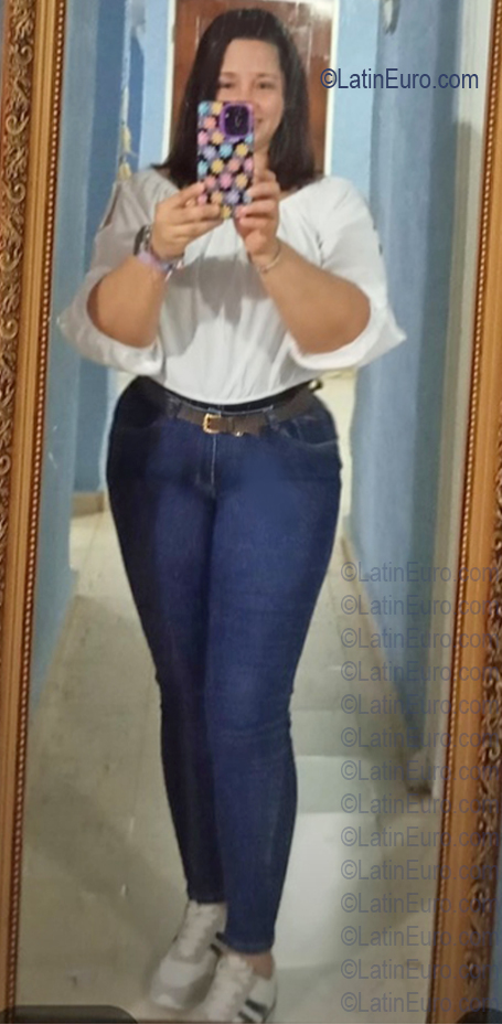 Date this tall Panama girl Itzel from Panama City PA1440