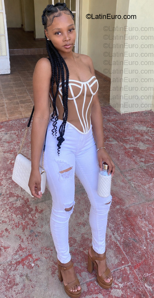 Date this attractive Dominican Republic girl Katty from Santo Domingo Norte DO57170