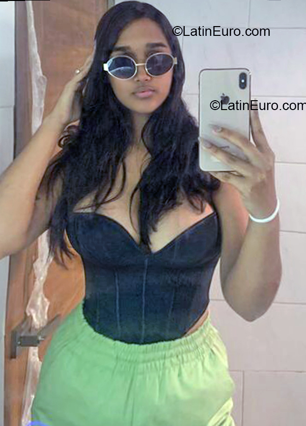 Date this athletic Dominican Republic girl Sofia Melany from Santo Domingo DO57211
