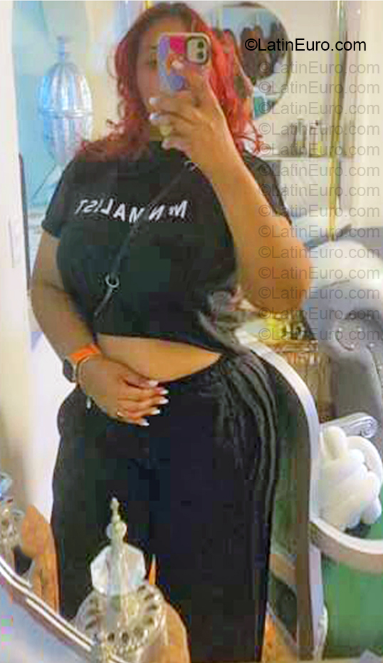 Date this nice looking Dominican Republic girl Aidelin from Santo Domingo DO57213