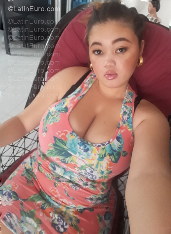 Date this happy Dominican Republic girl Lorena from Santiago DO57219