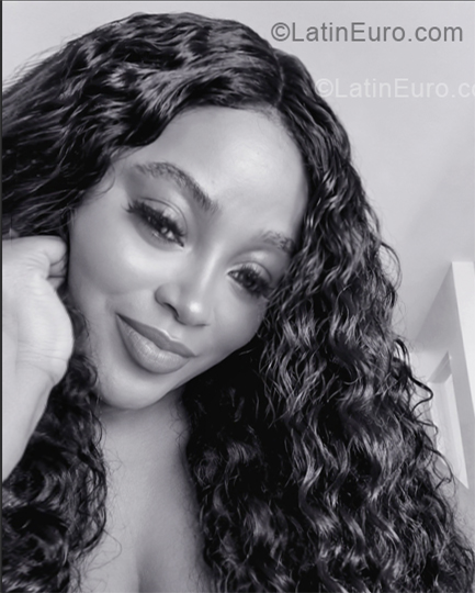 Date this pretty Spain girl Johanna from Madrid ES965
